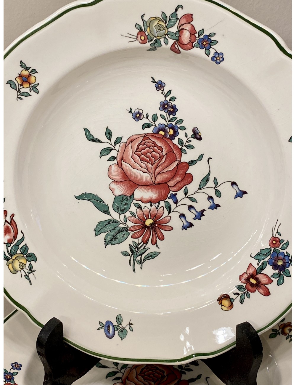 Floral Villeroy & Boch Alt Straßburg Plate (Ø 21cm) - The Curious Picker