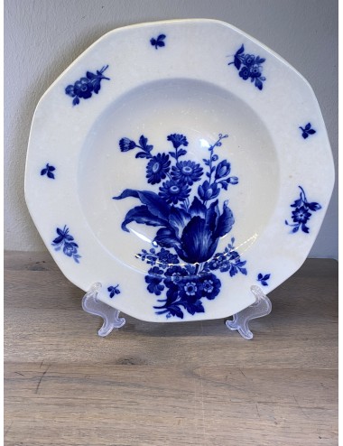Deep plate / Soup plate / Pasta plate - Villeroy & Boch M.Saar-Basin - décor HAARLEM in flowing blue angular design