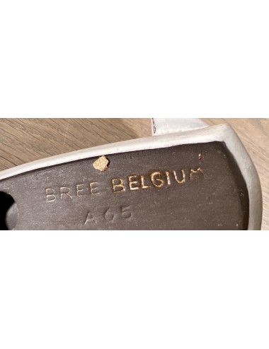 Wijwaterbak - keramisch model in grijs/bruin - Bree Belgium, A65