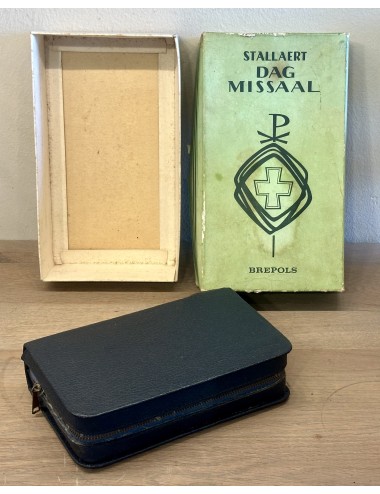 Day Bible Stallaert - publisher Brepols - dark blue cover incl. case in original box