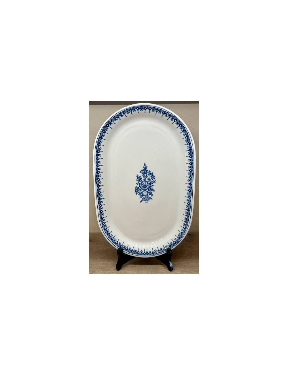 Plate - flat, oval, model - Royal Sphinx Porcelain - service CARILLON - décor ORIENTA in blue