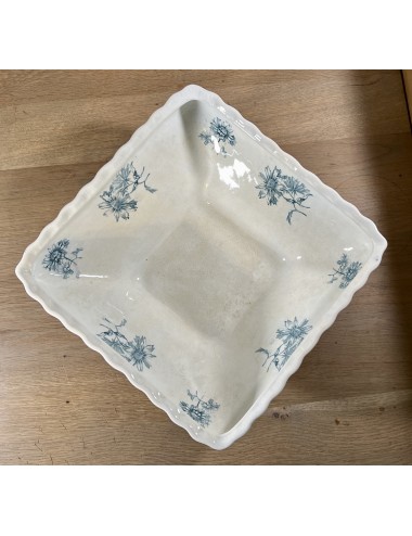 Salad bowl / Potato dish - Petrus Regout - décor PINKSTERBLOEM executed in blue
