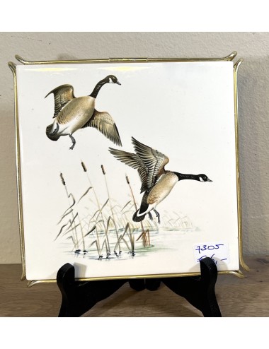 Coaster - square model - Villeroy & Boch Metlach - décor of flying geese/duck