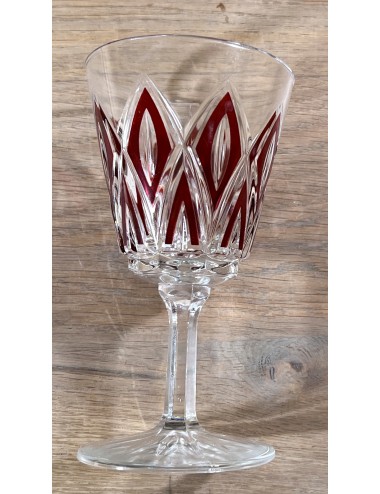 Glass / Wine glass on foot - large model - VMC Reims (Verreries Mècaniques Champenoises) - Harlequin in red