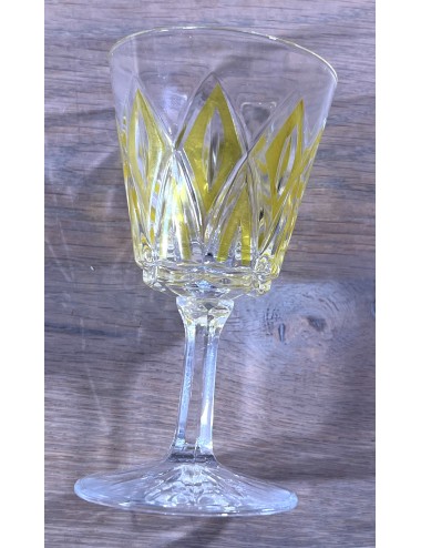 Glas / Likeurglas op voet - kleiner model - VMC Reims (Verreries Mècaniques Champenoises) - Harlequin in geel
