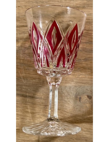 Glass / Liqueur glass on foot - smaller model - VMC Reims (Verreries Mècaniques Champenoises) - Harlequin in red