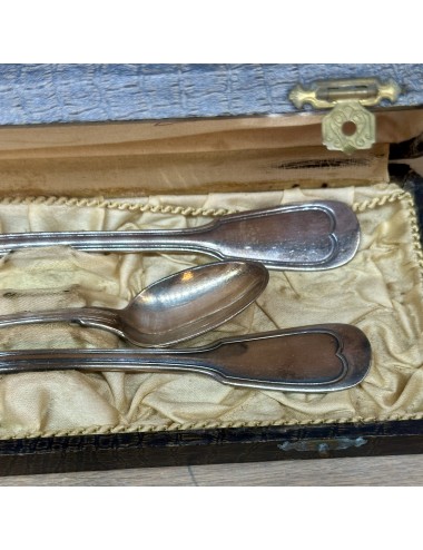 Lepel - groter model, vork en lepel - kleiner model - in doos - merk: Piérard - verzilverd "1001"