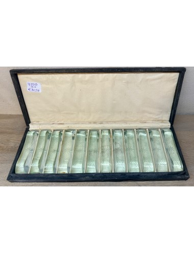 12x knife laying - cut crystal - in box - purchased at Hoyng-Jungerhans Eindhoven-Tilburg