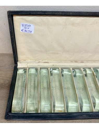 12x knife laying - cut crystal - in box - purchased at Hoyng-Jungerhans Eindhoven-Tilburg