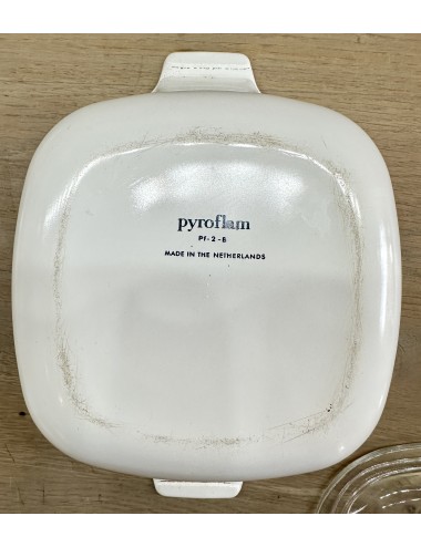 Oven dish - square model - Pyroflam, Made in the Netherlands - Pf-2-B 