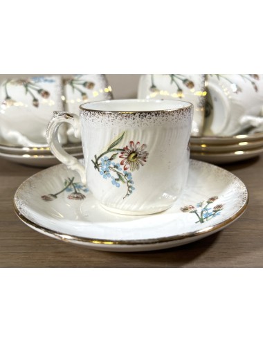 Cup and saucer - small model for mocha / espresso - Societe Ceramique Maestricht - decorated with flowers and gold color