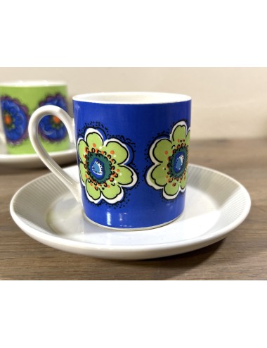 Kop met schotel - klein, porselein, model voor mokka / espresso - Villeroy & Boch - gedecoreerd met bloemen
