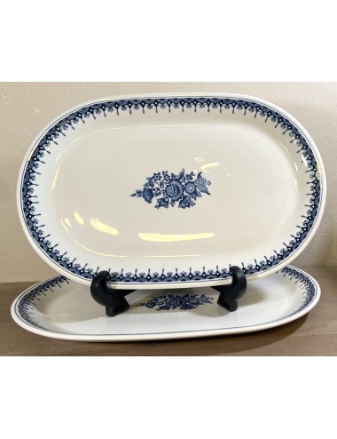 49 Pieces of dinnerware - Royal Sphinx Porcelain - dinnerware CARILLON