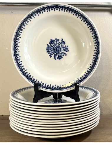 49 Pieces of dinnerware - Royal Sphinx Porcelain - dinnerware CARILLON