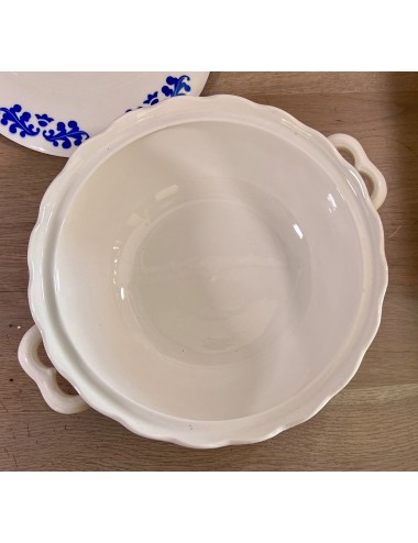 Cover dish / Tureen - Boch - shape FESTIVAL - décor CORONATION blue (EIKENBLAD)