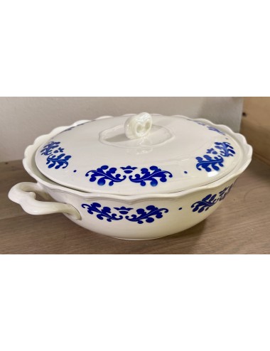 Cover dish / Tureen - Boch - shape FESTIVAL - décor CORONATION blue (EIKENBLAD)