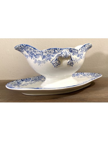 Juskom / Sauce bowl - Societe Ceramique Maestricht - décor FERNANDE executed in bright blue color
