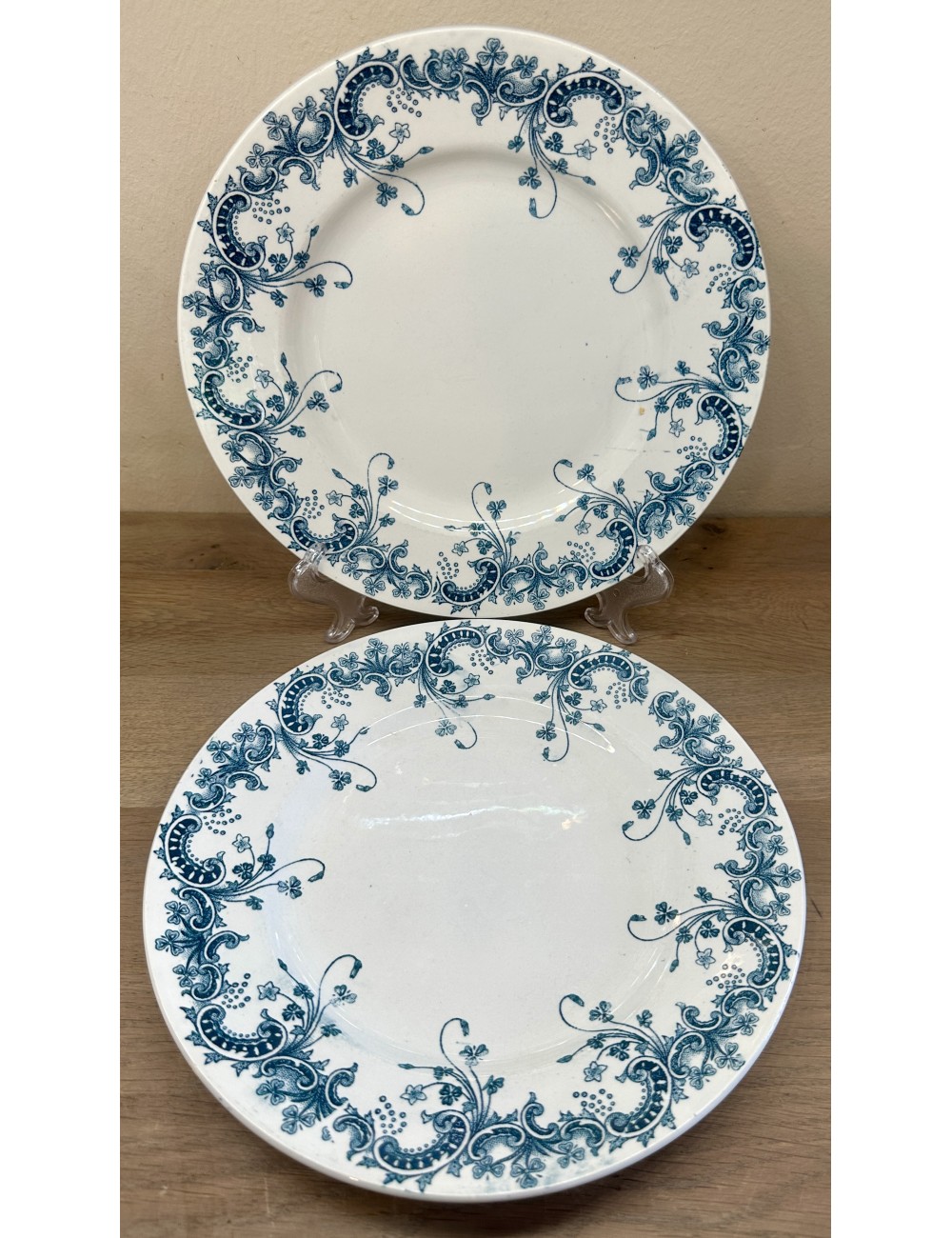 Dinner plate - Saint Amand Hamage - décor BYZANTIN executed in petrol blue