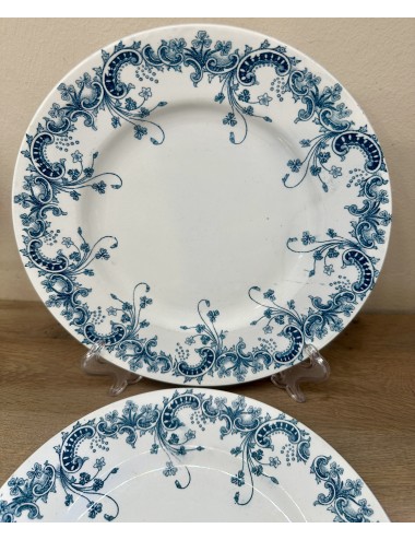 Dinner plate - Saint Amand Hamage - décor BYZANTIN executed in petrol blue