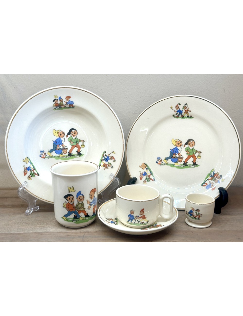 Breakfast set / Dinner set - 5 piece children's dinner set - unmarked but very likely Petrus Regout - décor with gnomes