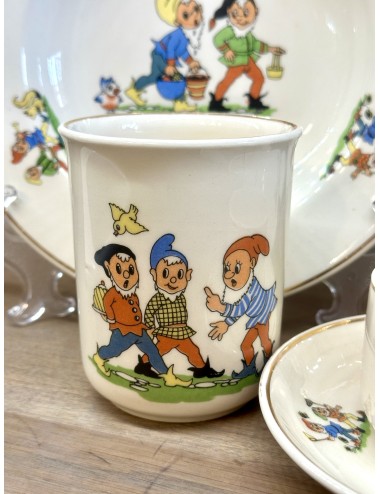 Breakfast set / Dinner set - 5 piece children's dinner set - unmarked but very likely Petrus Regout - décor with gnomes