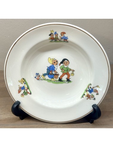 Breakfast set / Dinner set - 5 piece children's dinner set - unmarked but very likely Petrus Regout - décor with gnomes