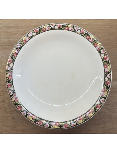 Tazza / Presentation dish - on low base - Societe Ceramique Maestricht - décor with leaves and roses