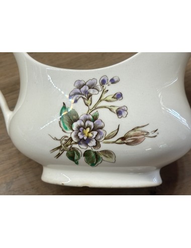 Gravy boat / Sauce bowl - Villeroy & Boch - décor with lilac colored flowers