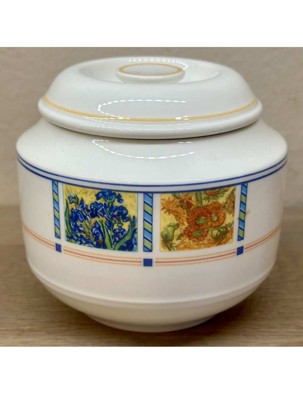 Sugar bowl - Villeroy & Boch - décor VINCENT 1890-1990