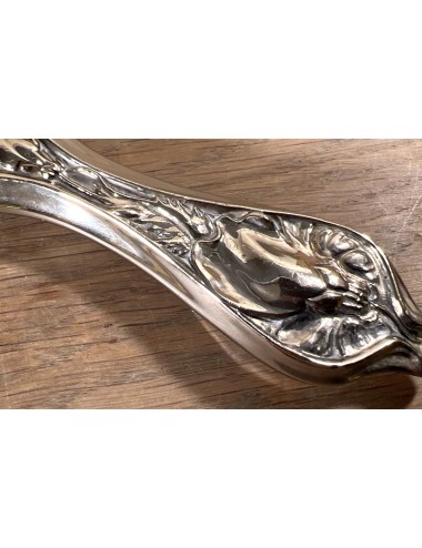 Hand mirror - unmarked - silver-plated - Art Nouveau - décor of flowers in relief