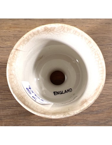 Pie Funnel / Deegschoorsteen - England - aardewerk model met 4 kleine en 1 groter luchtgat