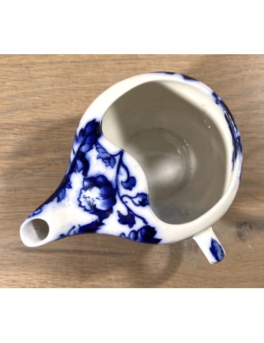 Sick Barge / Invalid Feeding Cup - unmarked - décor with flowing blue flowers