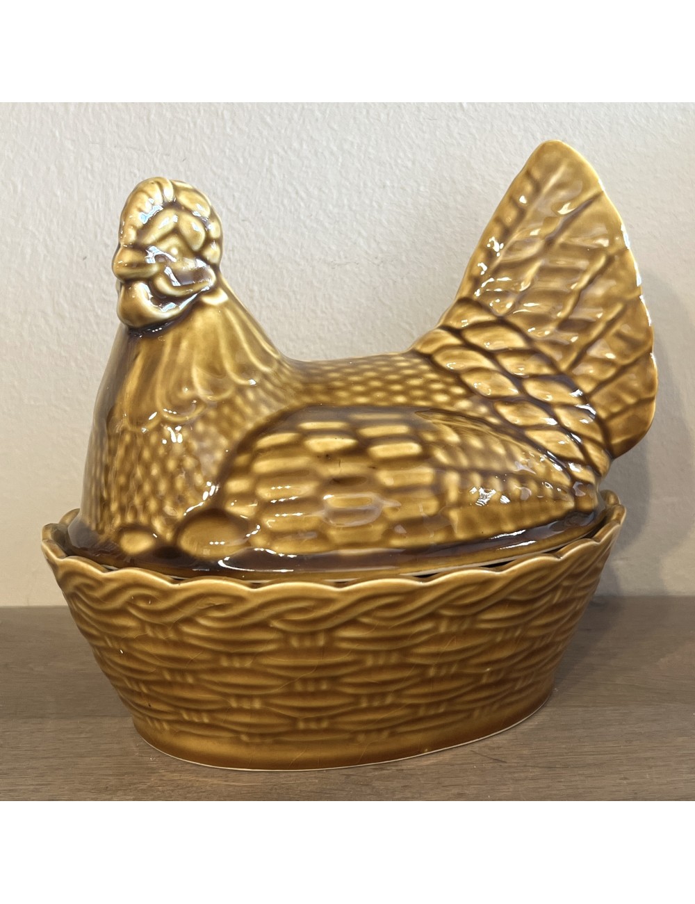 Egg Hen / Egg bowl - unmarked - finished in light brown ceramic with chicks