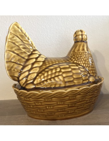 Egg Hen / Egg bowl - unmarked - finished in light brown ceramic with chicks