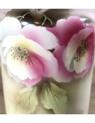 Vase - Crownford 9560 / Made in England - décor of pink flowers on light background