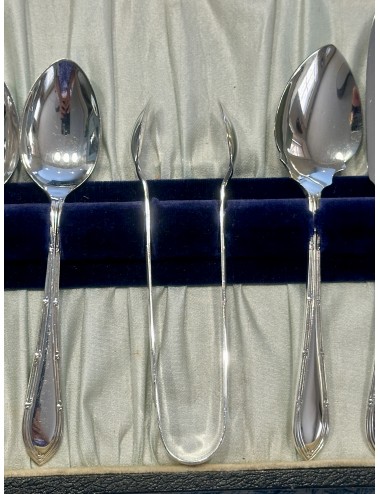 Coffee spoons / Teaspoons plus sugar tongs, sugar spoon and butter knife - 9-piece set