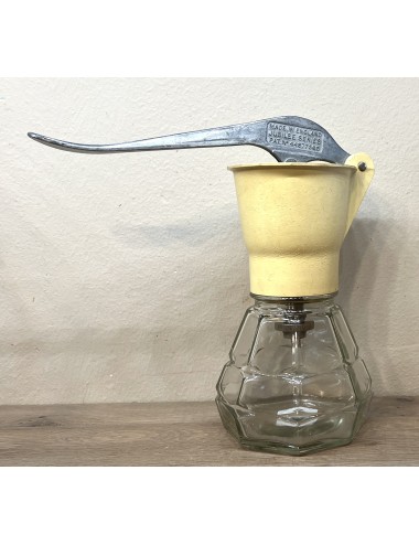 Cream Maker / Clotted Cream Maker - Bel Jubilee Series - yellow Bakelite upper part - glass lower part with larger surfaces