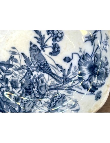 Presentation dish - low model - Nimy-Mouzin LeCat - décor with bird between flowers in flowing blue