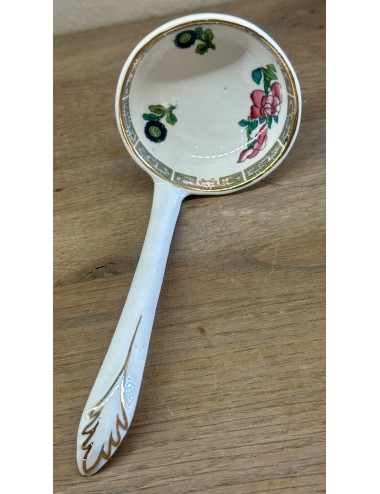 Sauce spoon - unmarked but probably Myott, Son&Co Ltd. - décor INDIAN TREE