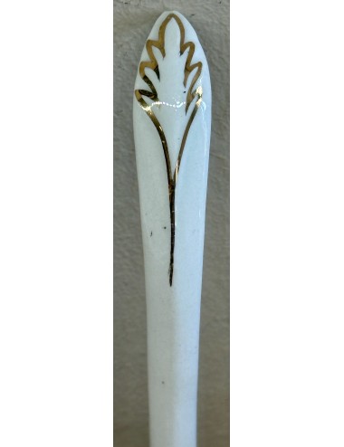 Sauce spoon - unmarked but probably Myott, Son&Co Ltd. - décor INDIAN TREE