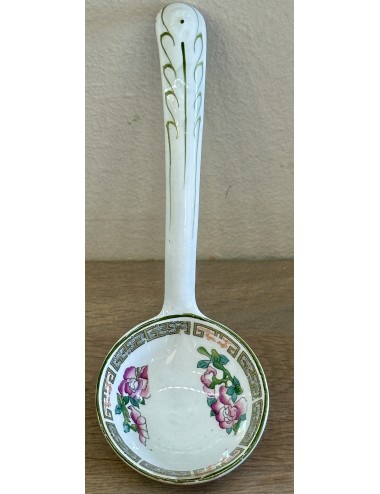 Sauce spoon - unmarked but probably Myott, Son&Co Ltd. - décor INDIAN TREE