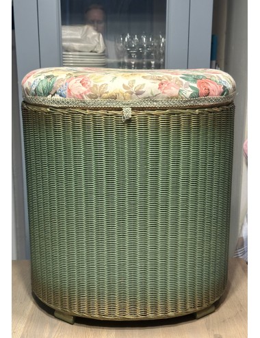 Laundry basket / Laundry Basket - Lloyd Loom - in green - lid with rose upholstery