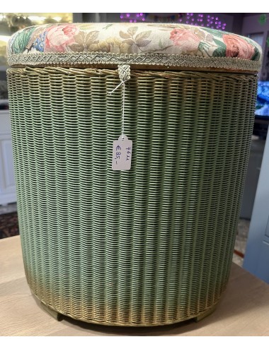 Laundry basket / Laundry Basket - Lloyd Loom - in green - lid with rose upholstery