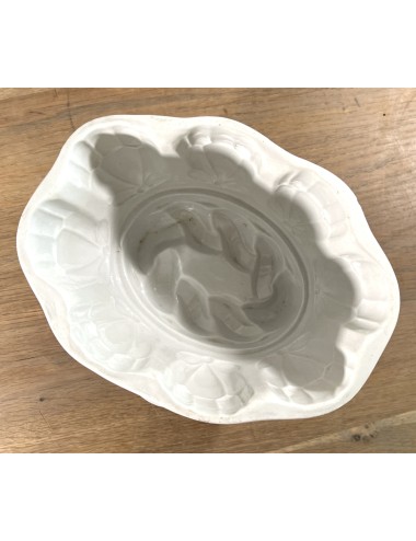 Pudding mould - large white porcelain model with kind of swirled bottom